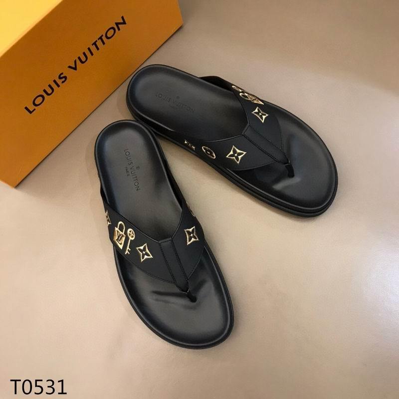 LV Women's Slippers 444